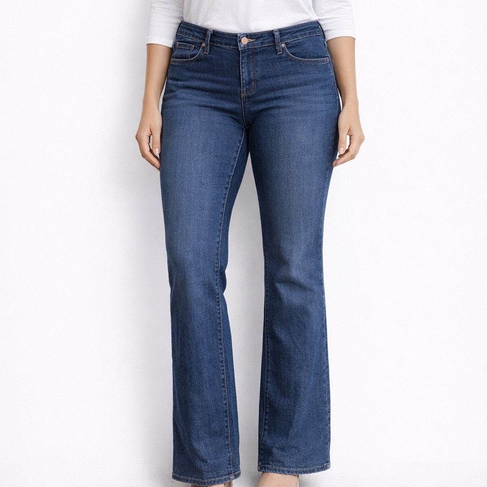 Old Navy The Flirt Women's Boot Cut Jeans Mid Rise